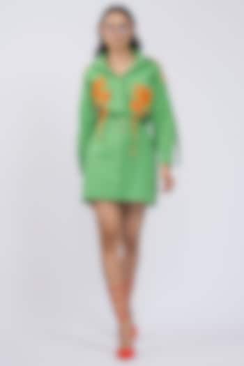 Green & Orange Cotton Shirt Dress With Belt by DRAMEBAAZ