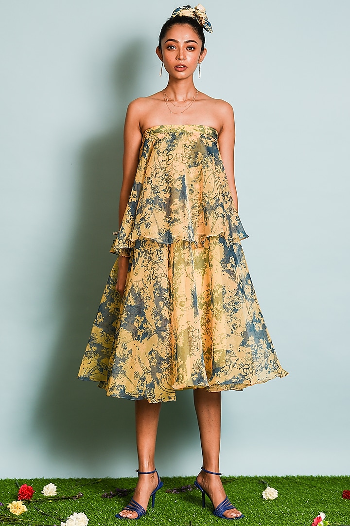 Yellow Printed Tiered Dress by DRAMEBAAZ