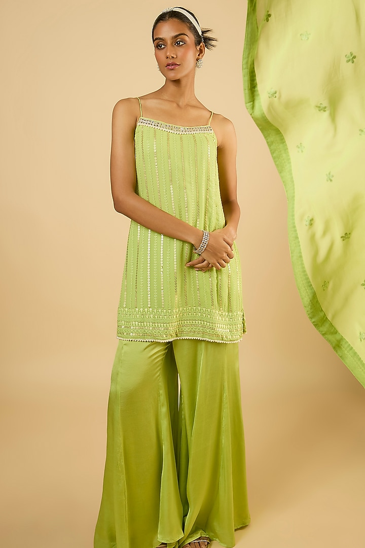 Jade Green Georgette Mirror Embroidered Kurta Set by Dori & Co. at Pernia's Pop Up Shop