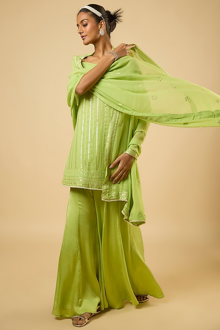 Jade Green Georgette Mirror Embroidered Kurta Set by Dori & Co. at Pernia's Pop Up Shop