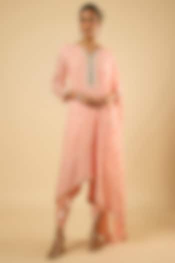 Peach Georgette Mirror Embroidered Kurta Set by Dori & Co. at Pernia's Pop Up Shop