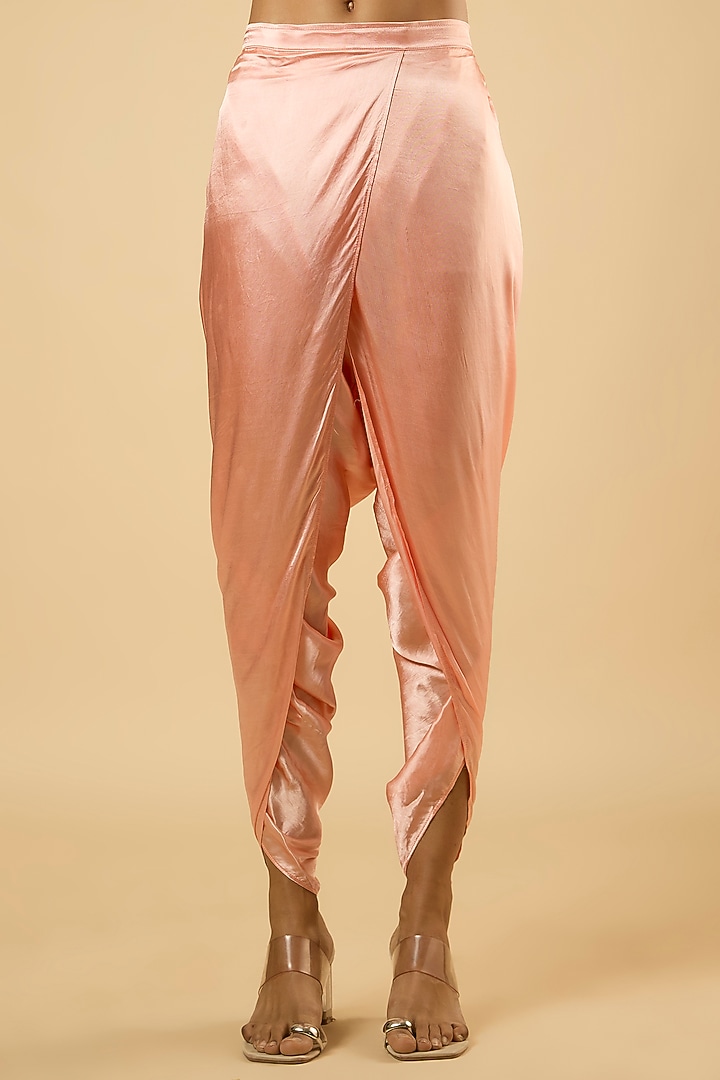 Peach Georgette Mirror Embroidered Kurta Set by Dori & Co. at Pernia's Pop Up Shop