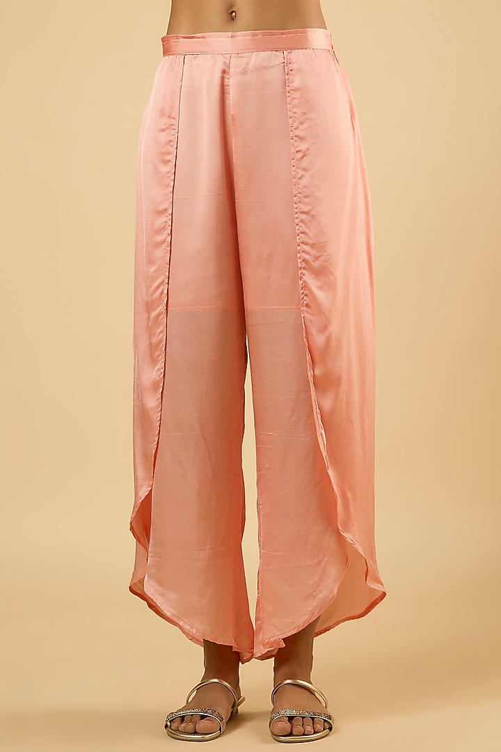 Peach Georgette Sequins Embroidered Kurta Set by Dori & Co. at Pernia's Pop Up Shop