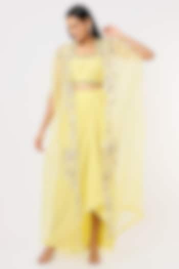 Yellow Embroidered Cape Set by Blue Lotus