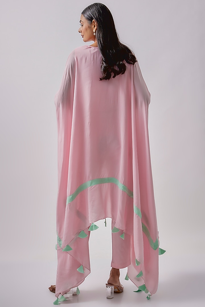 Pink Crepe Kaftan Set by Blue Lotus at Pernia's Pop Up Shop
