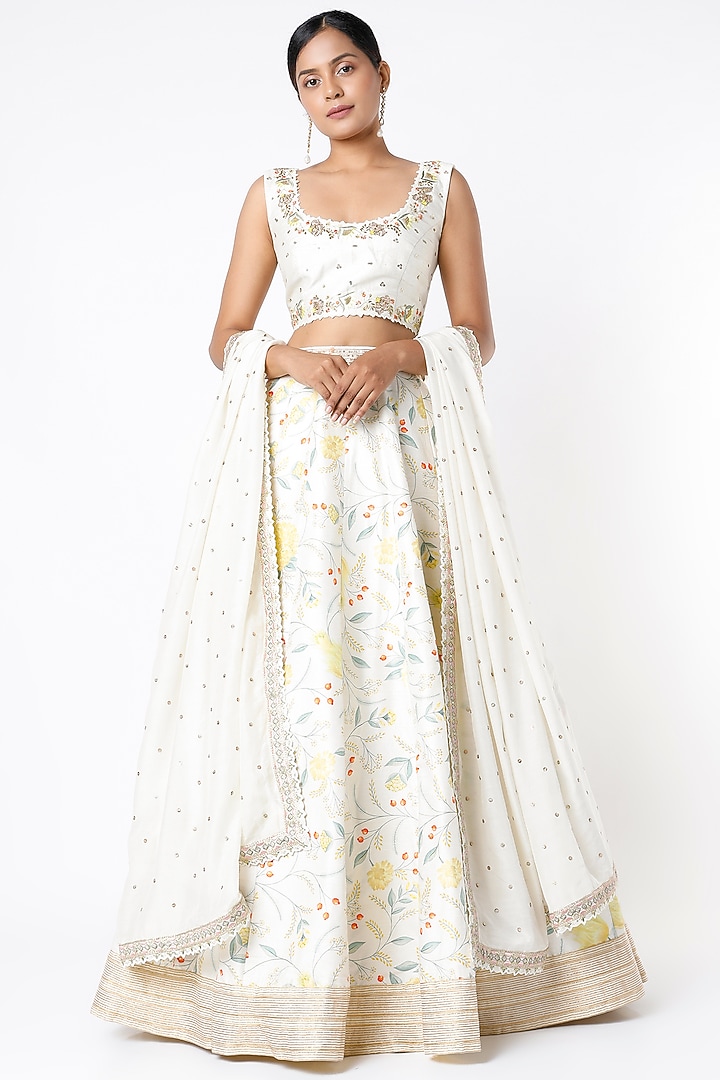 Ivory Embroidered Wedding Lehenga Set by Blue Lotus at Pernia's Pop Up Shop
