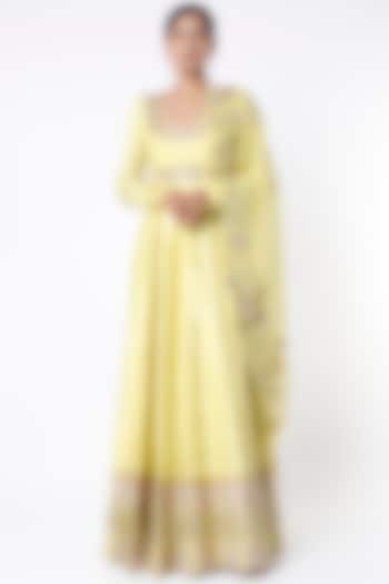 Yellow Applique Embroidered Bridal Anarkali Set by Blue Lotus at Pernia's Pop Up Shop