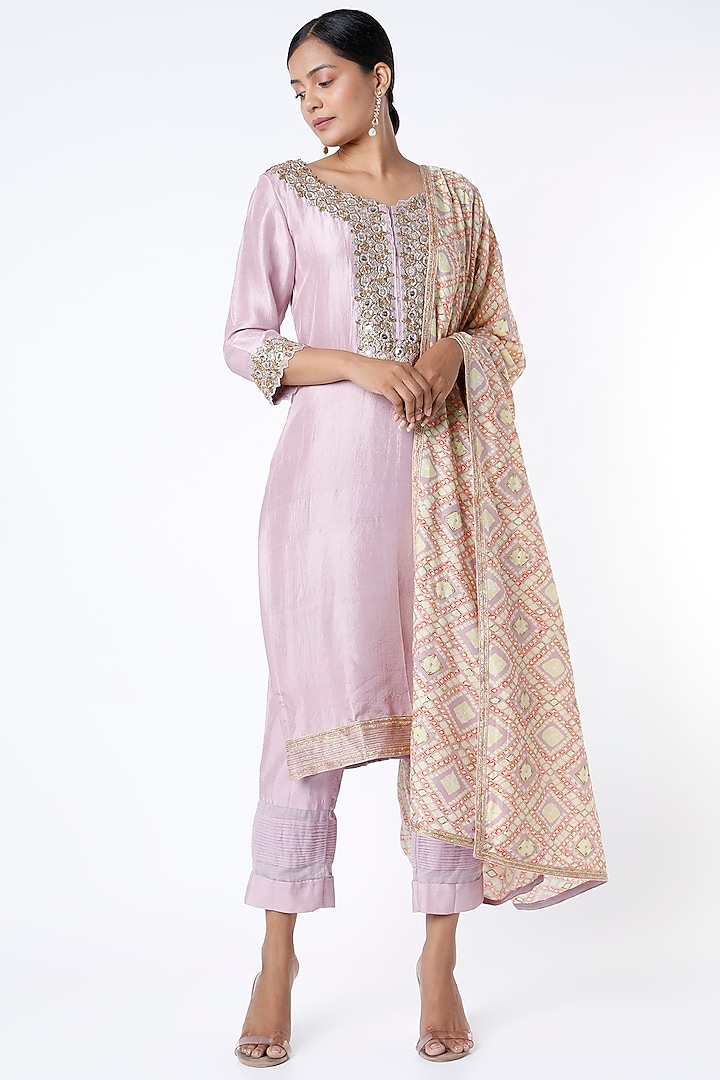 Lavender Embroidered Kurta Set by Blue Lotus at Pernia's Pop Up Shop