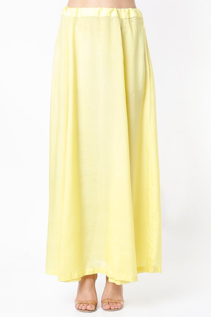 Gentle Yellow Embroidered Wedding Saree Set by Blue Lotus at Pernia's Pop Up Shop