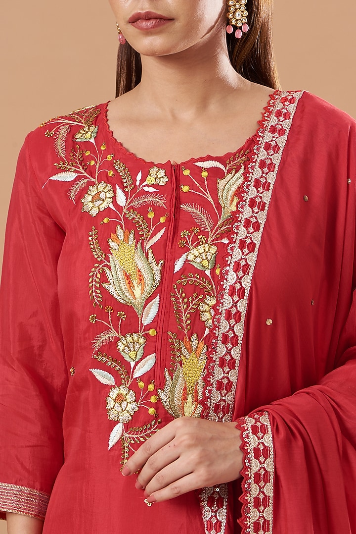 Red Silk Embroidered Kurta Set by Blue Lotus at Pernia's Pop Up Shop