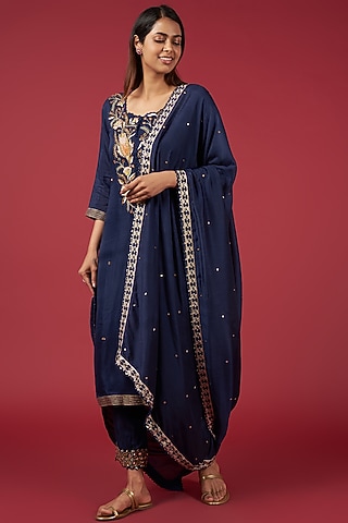 Deep Blue Chennur Thread Embroidered Kurta Set by Blue Lotus