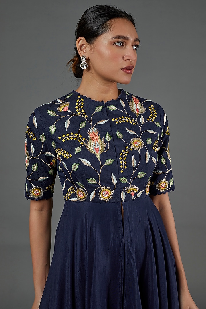 Blue Chennur Embroidered Asymmetrical Kurta by Blue Lotus at Pernia's Pop Up Shop