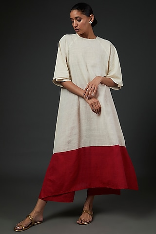 Red & White Khadi Color-Blocked Co-Ord  Set by Blue Lotus