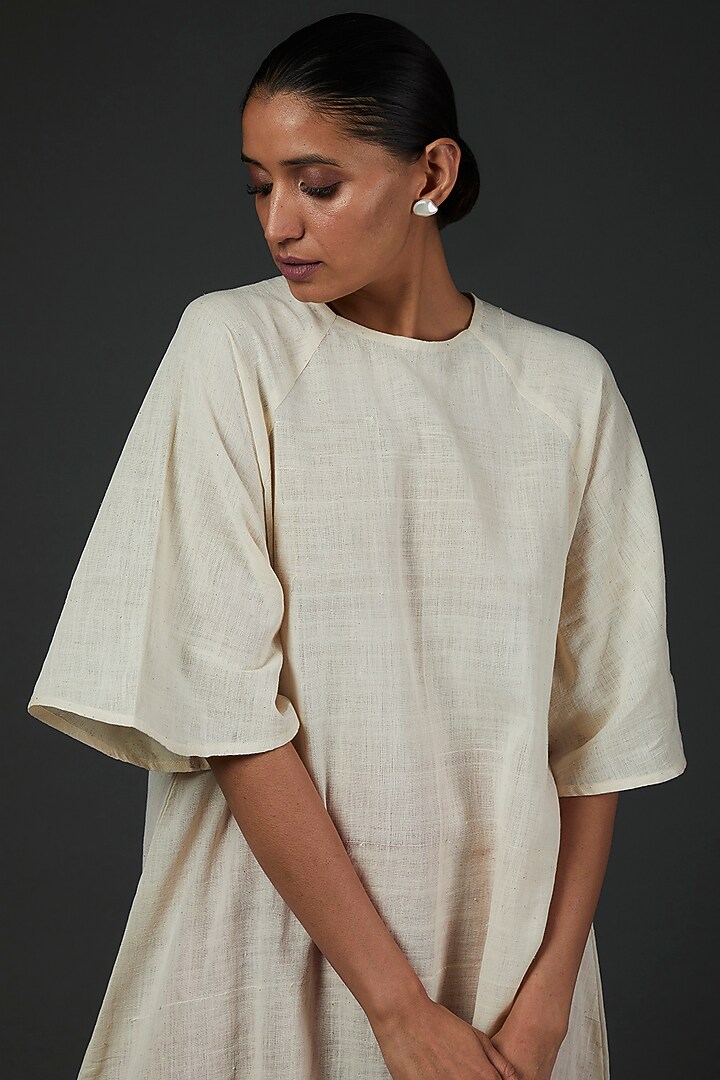 Red & White Khadi Color-Blocked Co-Ord  Set by Blue Lotus at Pernia's Pop Up Shop