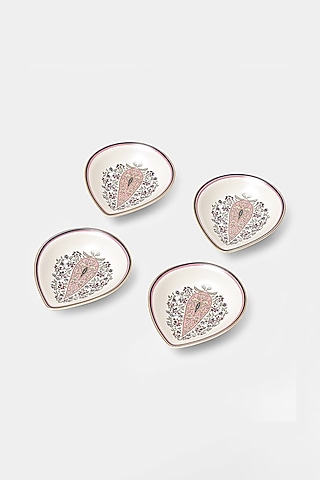 Beige & Pink Minar Diyas (Set of 4) by Ritu Kumar Home