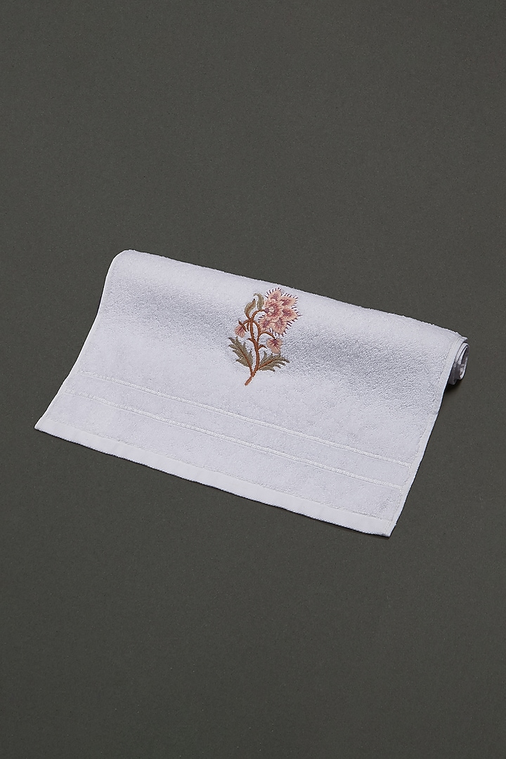Off White & Pink Floral Hand Towel by Ritu Kumar Home at Pernia's Pop Up Shop