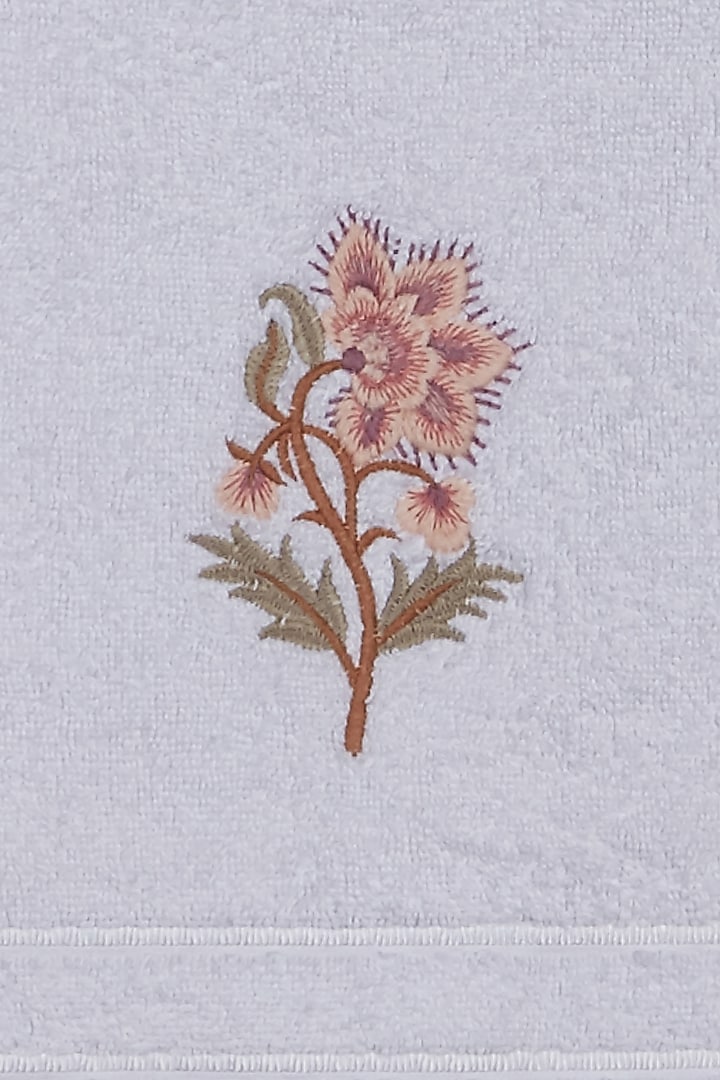 Off White & Pink Floral Hand Towel by Ritu Kumar Home at Pernia's Pop Up Shop