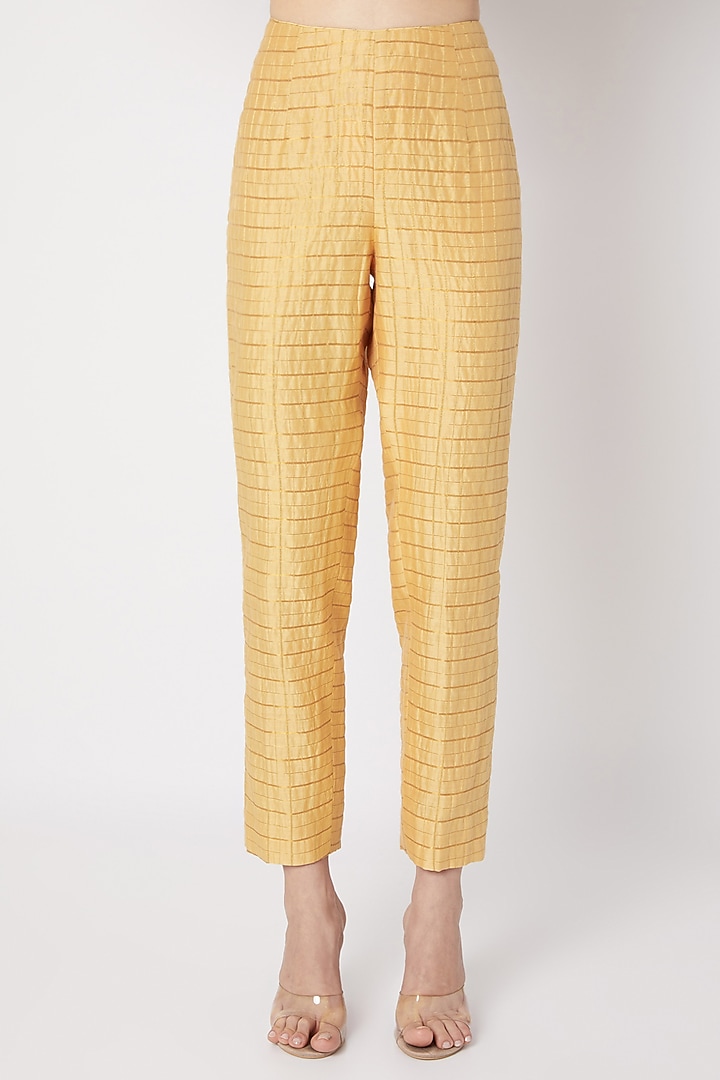 Yellow Embroidered Kurta With Pants by Drishti & Zahabia at Pernia's Pop Up Shop