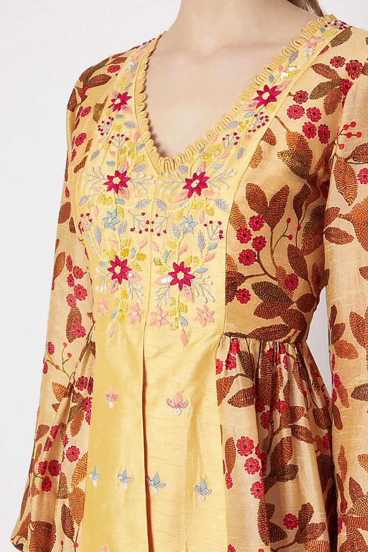 Yellow Embroidered Tunic With Pants by Drishti & Zahabia at Pernia's Pop Up Shop