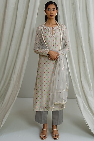Grey Dupion Silk Floral Printed Kurta Set by Drishti & Zahabia