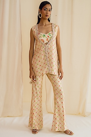 Ivory Dupion Silk Printed Jacket Set by Drishti & Zahabia