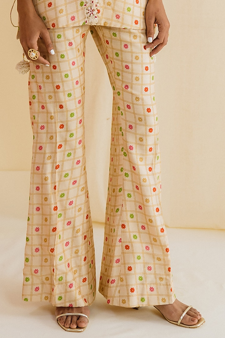 Ivory Dupion Silk Printed Jacket Set by Drishti & Zahabia at Pernia's Pop Up Shop