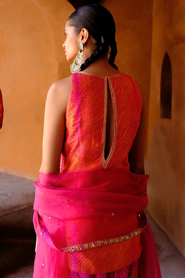 Pink Dupion Silk Mirror Hand Embroidered Tunic Set by Drishti & Zahabia at Pernia's Pop Up Shop