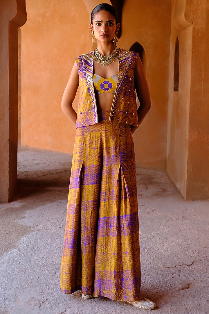 Yellow Dupion Silk Box Pleated Pant Set by Drishti & Zahabia at Pernia's Pop Up Shop