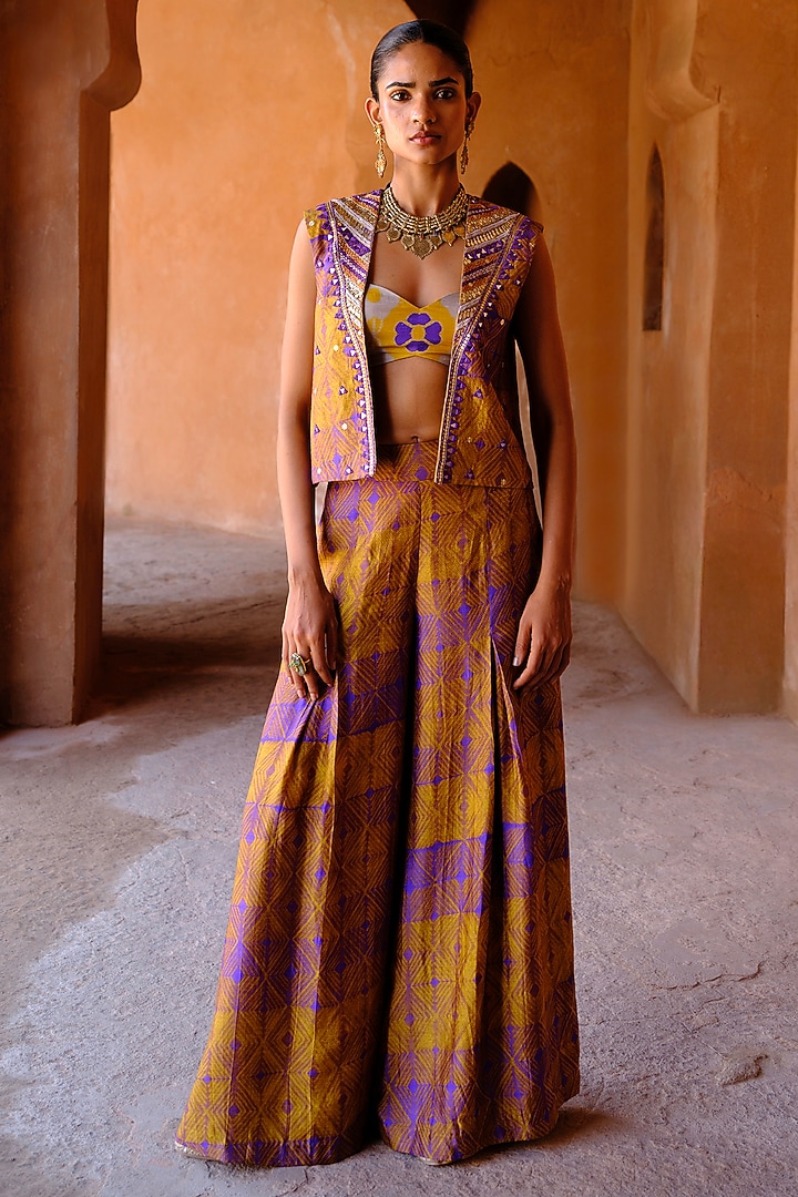 Yellow Dupion Silk Box Pleated Pant Set by Drishti & Zahabia at Pernia's Pop Up Shop