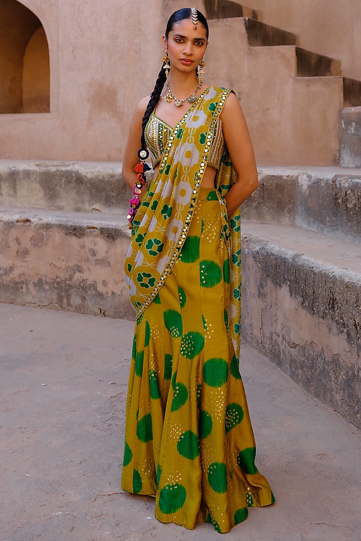 Green Dupion Silk Ikat Digital Printed Fish-Tail Wedding Saree Set by Drishti & Zahabia at Pernia's Pop Up Shop