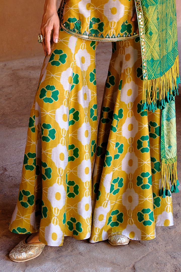 Green & Yellow Dupion Silk Ikat Digital Printed Kalidar Pant Set by Drishti & Zahabia at Pernia's Pop Up Shop