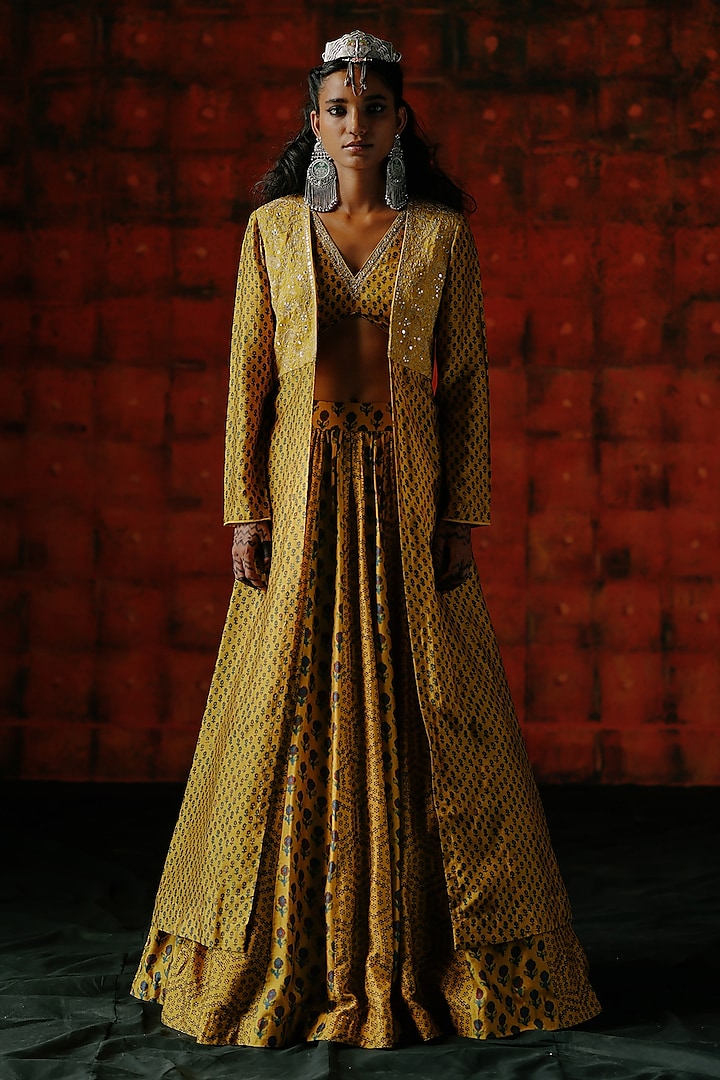 Amber Yellow Dupion Silk Printed Panelled Skirt Set by Drishti & Zahabia at Pernia's Pop Up Shop