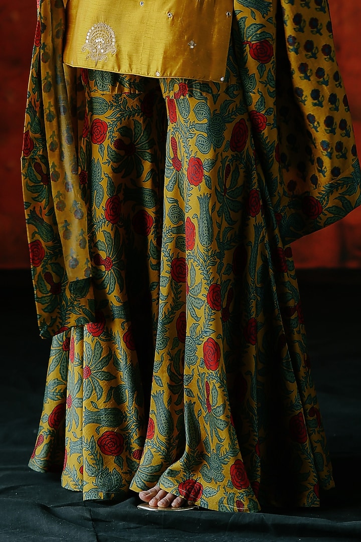 Amber Yellow Dupion Silk Hand Embroidered Kurta Set by Drishti & Zahabia at Pernia's Pop Up Shop