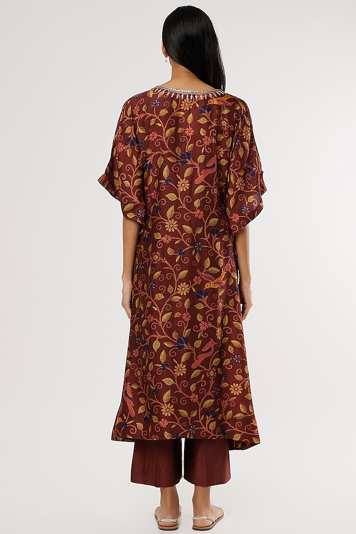 Maroon Embroidered Kaftan Set by Drishti & Zahabia at Pernia's Pop Up Shop