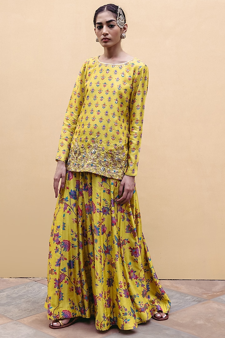 Sunshine Yellow Dupion Silk Floral Printed & Hand Embroidered Kurta Set by Drishti & Zahabia