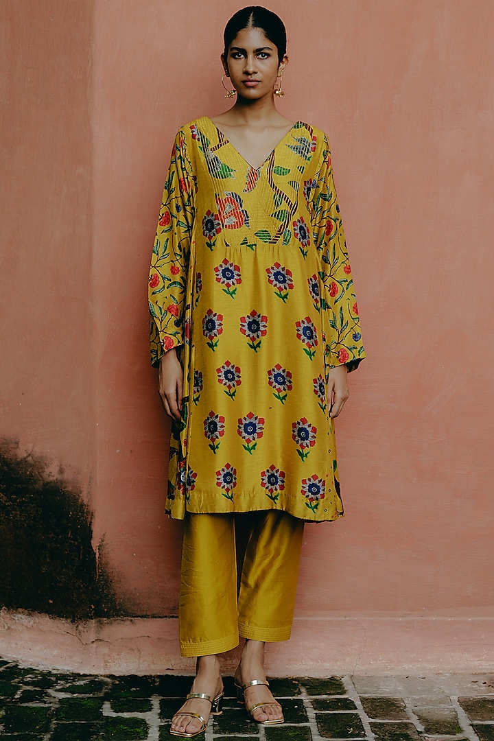 Yellow Dupion Silk Embroidered & Printed Kurta Set by Drishti & Zahabia at Pernia's Pop Up Shop