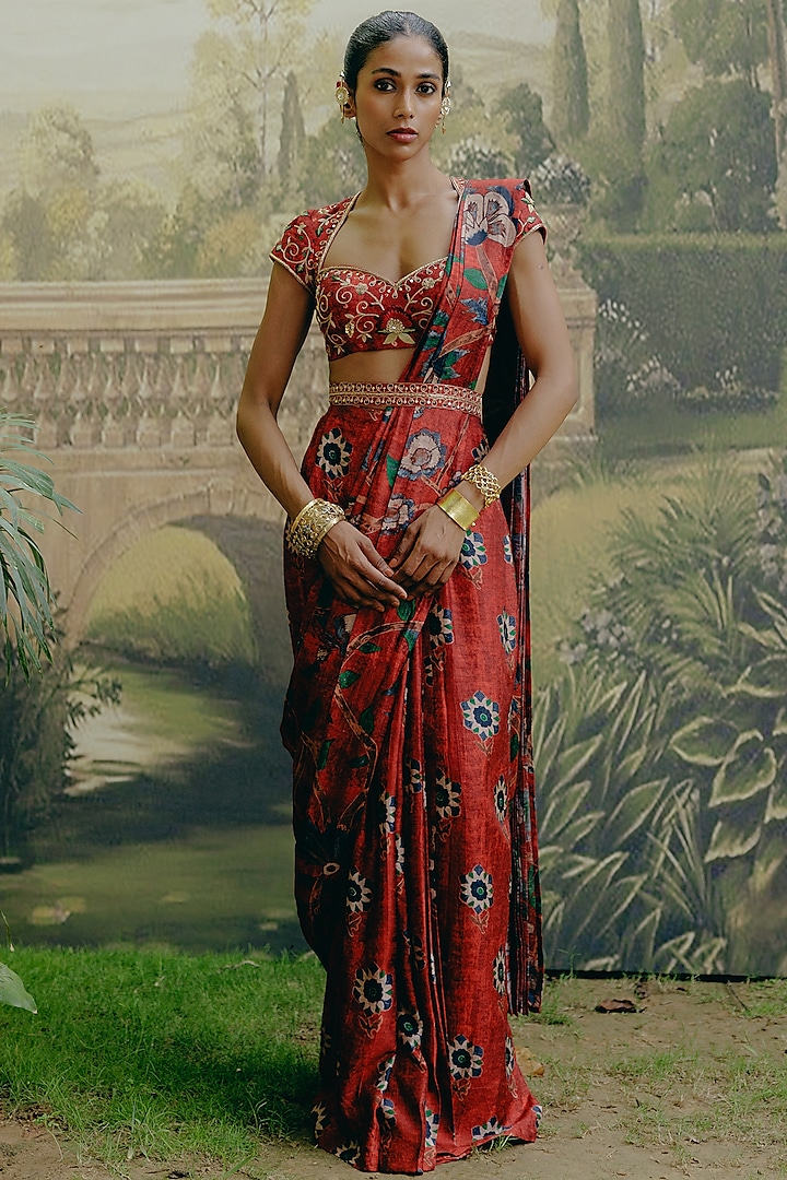 Red Dupion Silk Kalamkari Printed Pre-Draped Saree Set by Drishti & Zahabia at Pernia's Pop Up Shop