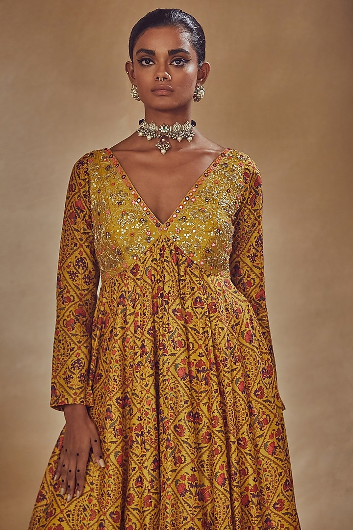 Yellow Embroidered Wedding Anarkali Set by Drishti & Zahabia at Pernia's Pop Up Shop