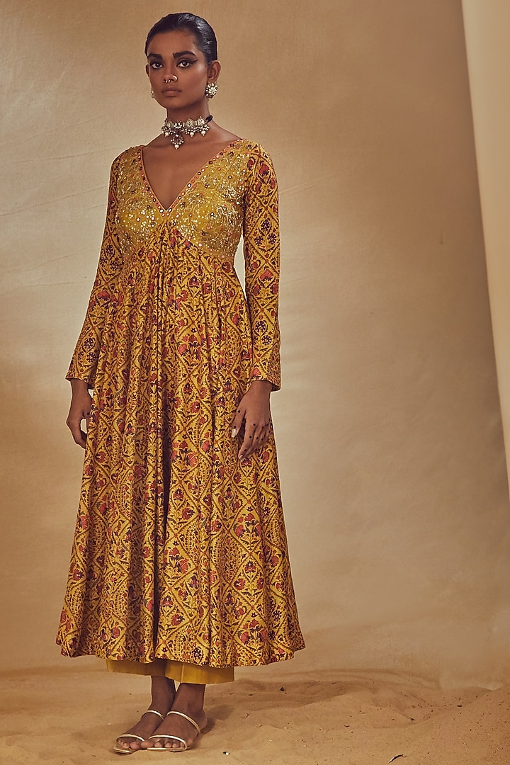Yellow Embroidered Wedding Anarkali Set by Drishti & Zahabia at Pernia's Pop Up Shop