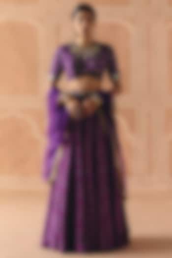 Imperial Violet Dupion Silk Printed Gathered Wedding Lehenga Set by Drishti & Zahabia at Pernia's Pop Up Shop