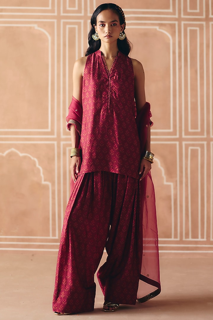 Berry Plum Dupion Silk Printed Kurta Set by Drishti & Zahabia at Pernia's Pop Up Shop