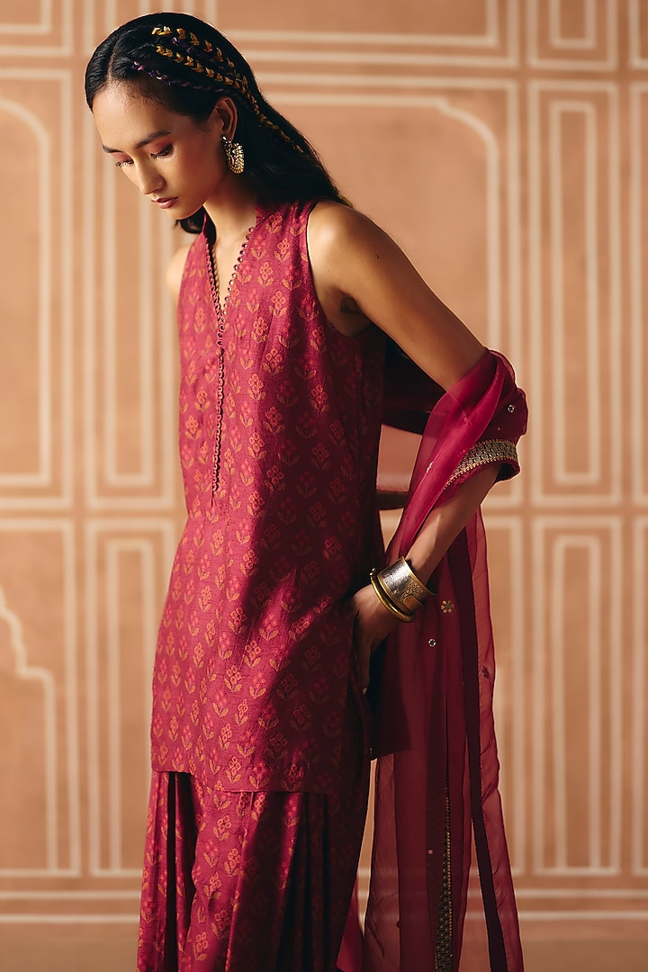 Berry Plum Dupion Silk Printed Kurta Set by Drishti & Zahabia at Pernia's Pop Up Shop