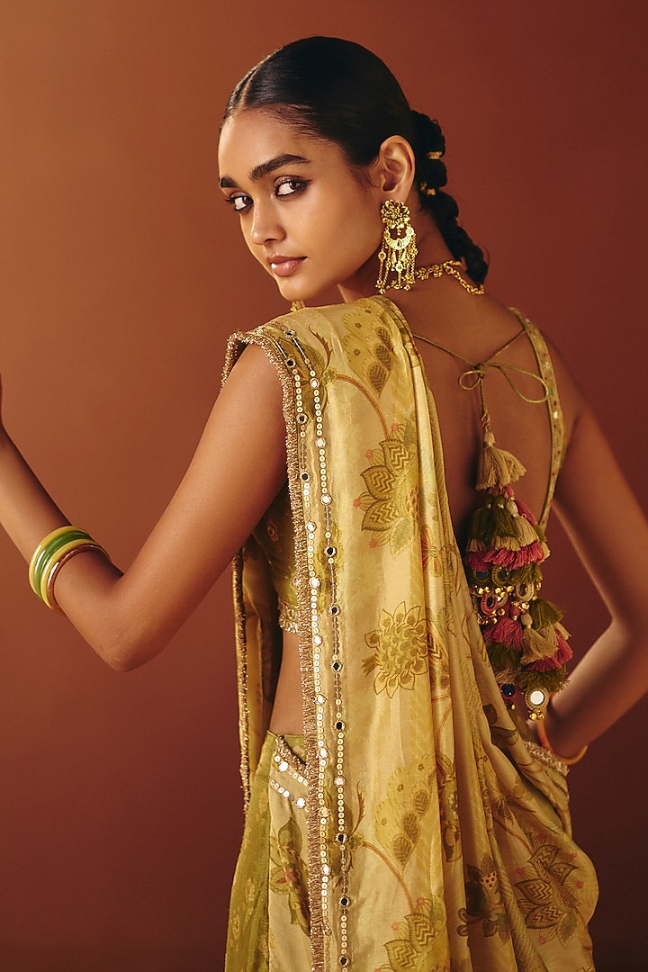 Ivory Dupion Silk Hand Embroidered Pre-Stitched Wedding Saree Set by Drishti & Zahabia at Pernia's Pop Up Shop