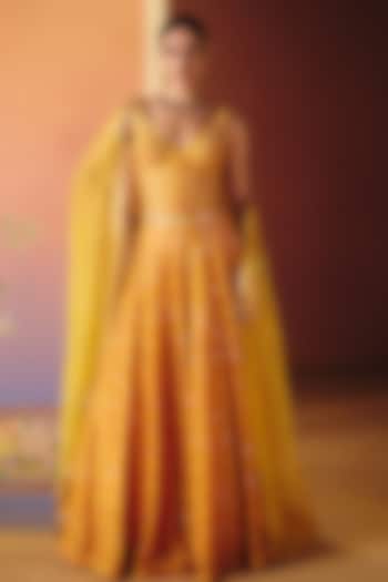Yellow Dupion Silk Hand Embroidered Wedding Lehenga Set by Drishti & Zahabia at Pernia's Pop Up Shop