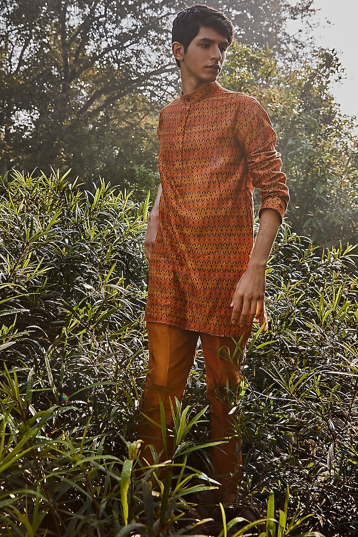 Orange Printed Kurta Set by Drishti & Zahabia Men