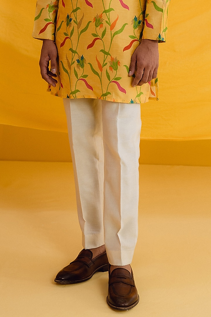 Yellow Dupion Silk Digital Printed Kurta Set by Drishti & Zahabia Mens at Pernia's Pop Up Shop