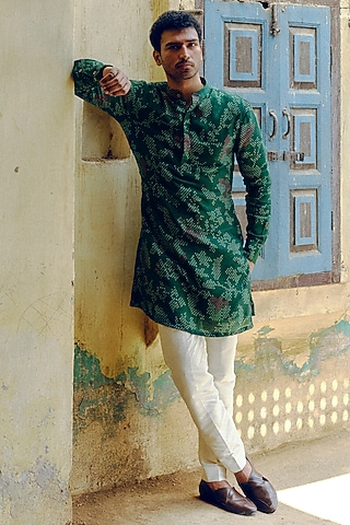 Emerald Green Dupion Silk Printed Kurta Set by Drishti & Zahabia Mens