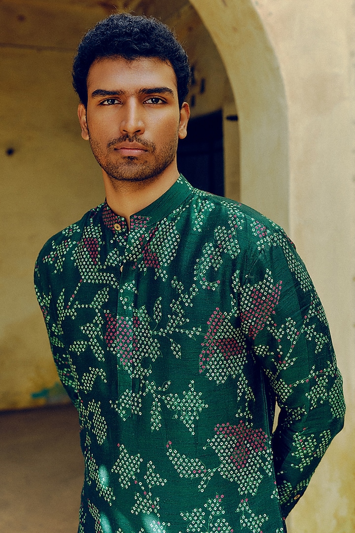 Emerald Green Dupion Silk Printed Kurta Set by Drishti & Zahabia Mens at Pernia's Pop Up Shop