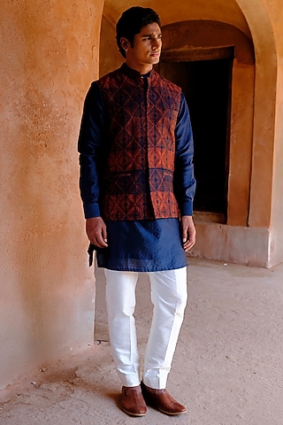 Rust Dupion Silk Printed Bundi Jacket Set by Drishti & Zahabia Men