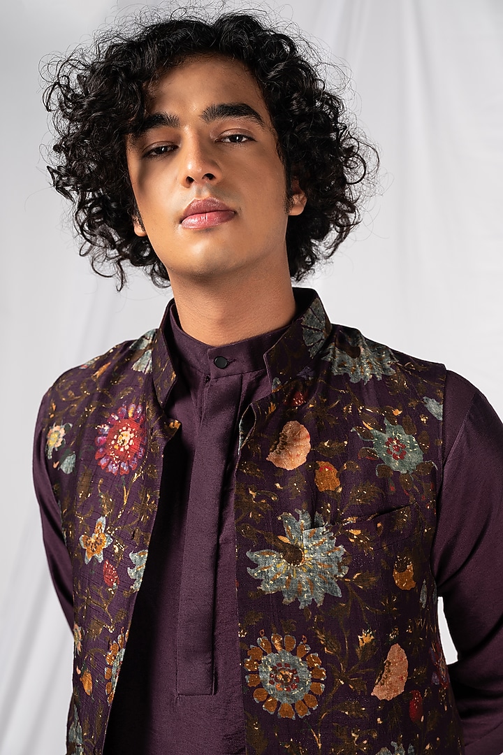 Purple Floral Printed Bundi Jacket Set by Drishti & Zahabia Men at Pernia's Pop Up Shop